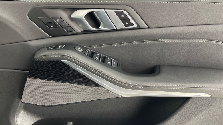 BMW X5 xDrive30d MHT M Sport 5dr Auto Diesel Estate